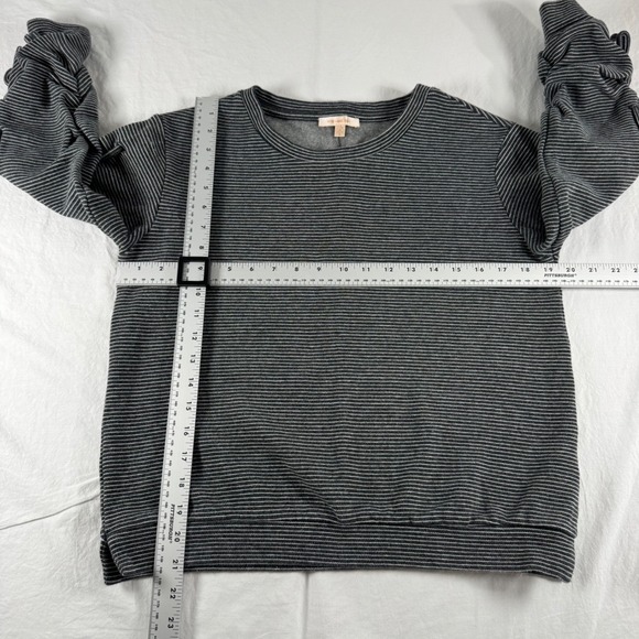 Skies Are Blue Women's Size S Black Striped Rouched Bow Sleeve Sweatshirt - Picture 4 of 9